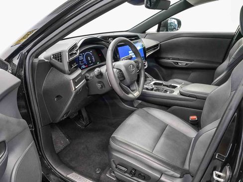 Used 2024 Lexus RZ 300e Premium FWD image 18