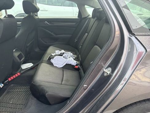 Used 2019 Honda Accord LX image 10