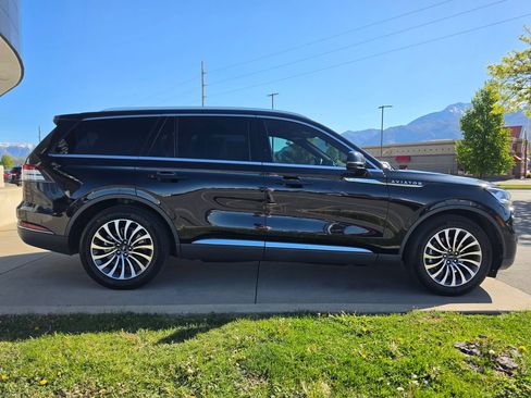 Used 2020 Lincoln Aviator Reserve w/ Equipment Group 201A RWD image 4
