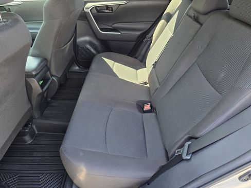 Used 2020 Toyota RAV4 LE w/ All Weather Liner Package AWD/4WD image 23