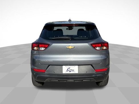Used 2021 Chevrolet TrailBlazer LS FWD image 8