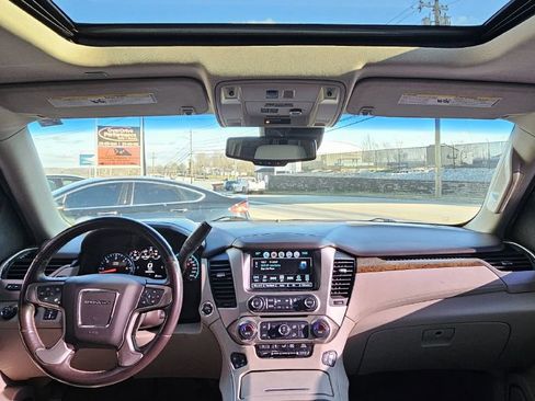 Used 2017 GMC Yukon Denali w/ Open Road Package image 13