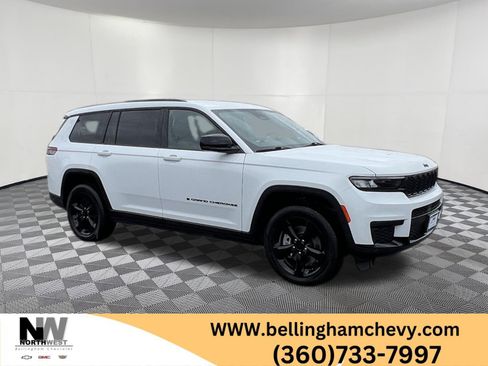 Used 2023 Jeep Grand Cherokee L Laredo AWD/4WD image 1