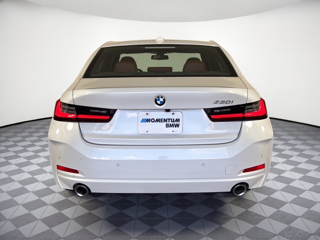Used 2026 BMW 330i Sedan RWD image 11