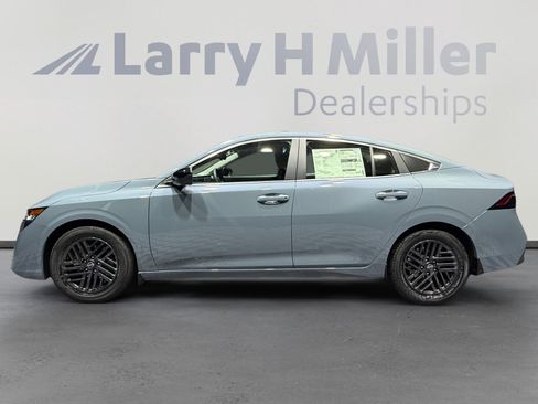 New 2026 Nissan Sentra SV image 2