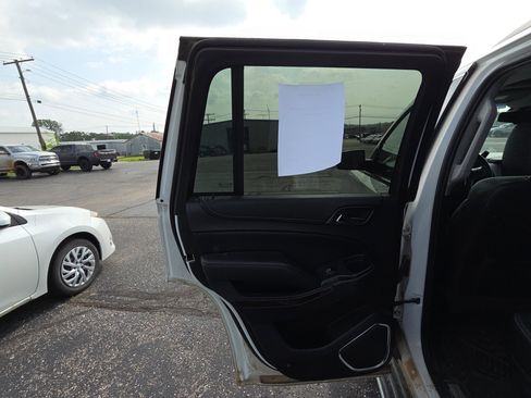 Used 2019 GMC Yukon SLT AWD/4WD image 12