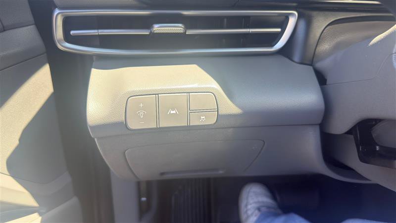 Used 2021 Hyundai Elantra SEL w/ Convenience Package FWD image 29