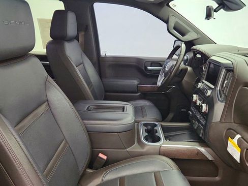 Used 2020 GMC Sierra 1500 Denali w/ Technology Package AWD/4WD image 25