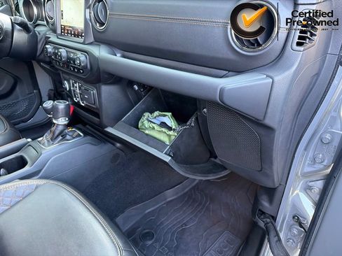 Used 2022 Jeep Gladiator Overland AWD/4WD image 39