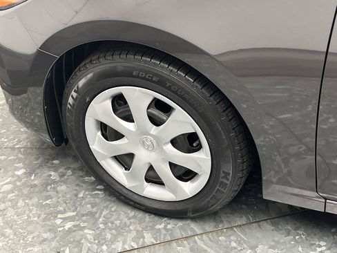 Used 2017 MAZDA MAZDA3 Sport FWD image 25