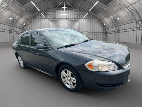 Used 2016 Chevrolet Impala LT FWD image 8