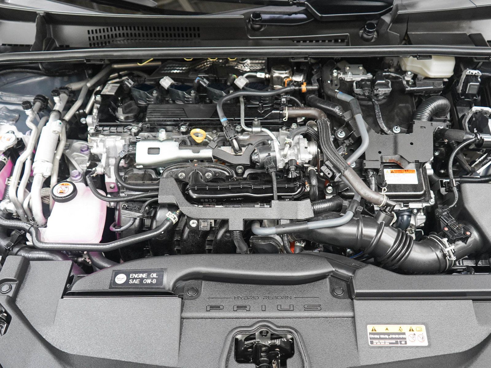Used 2026 Toyota Prius Plug-In Hybrid FWD image 30