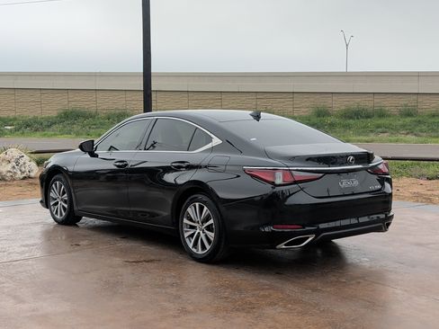 Certified 2020 Lexus ES 350 w/ Premium Package FWD image 4