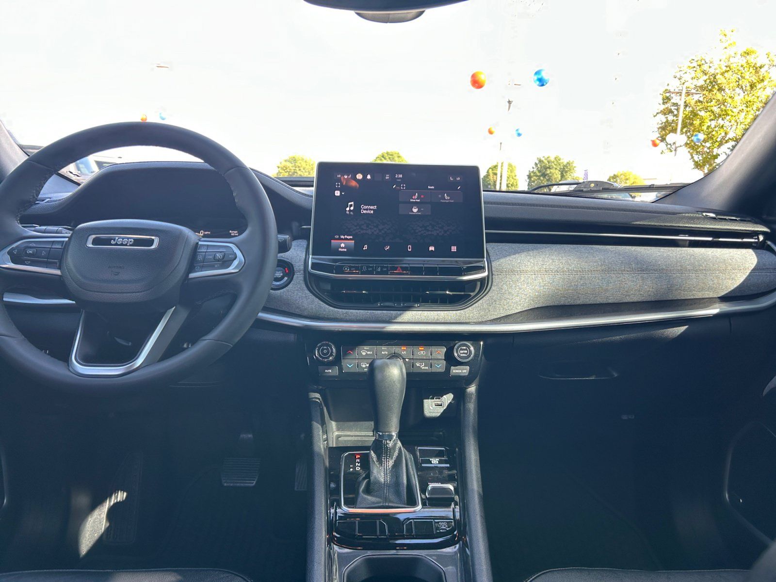Used 2023 Jeep Compass Latitude w/ Sun and Sound Group AWD/4WD image 20