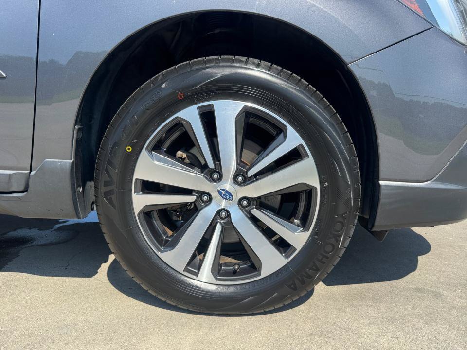 Used 2019 Subaru Outback 2.5i Limited AWD/4WD image 29