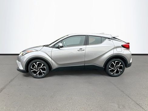 Used 2019 Toyota C-HR Limited image 4