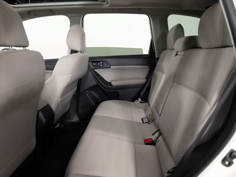 Used 2017 Subaru Forester 2.5i Premium AWD/4WD image 19