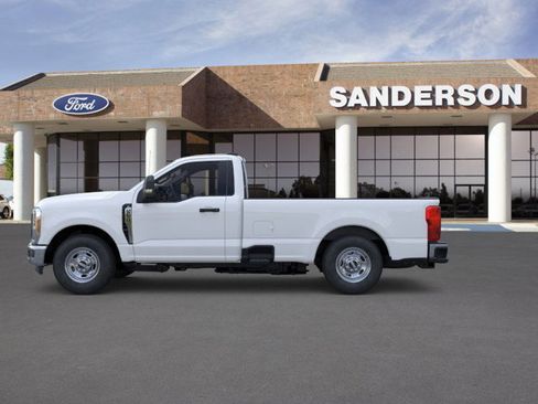 New 2026 Ford F250 XL w/ XL Chrome Package image 4