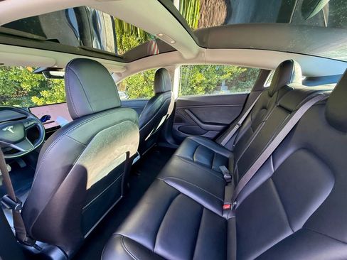 Used 2018 Tesla Model 3 Long Range image 46