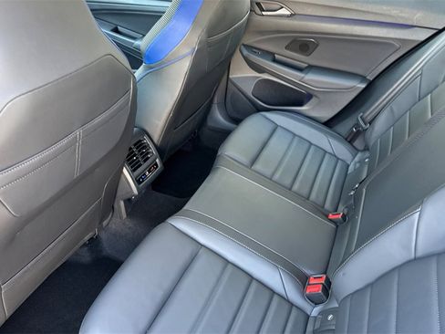Used 2024 Volkswagen Golf R image 5
