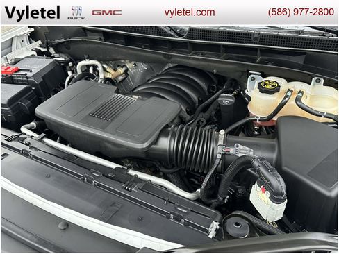 Certified 2023 GMC Yukon Denali Ultimate image 9