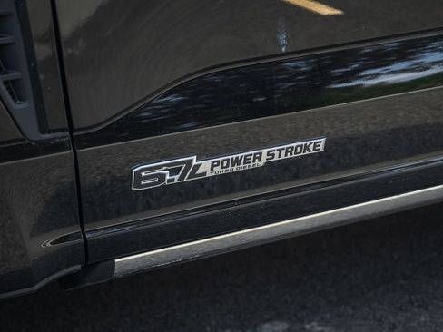 Certified 2025 Ford F250 Platinum AWD/4WD image 14