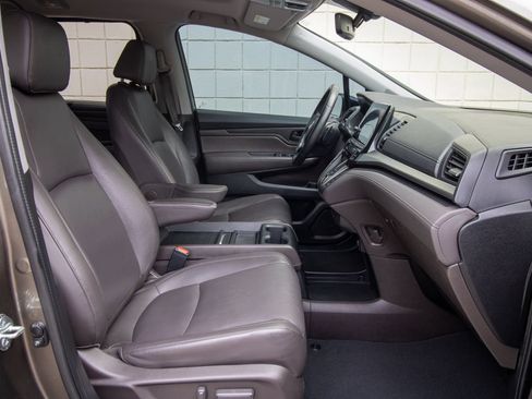 Used 2018 Honda Odyssey EX-L image 25