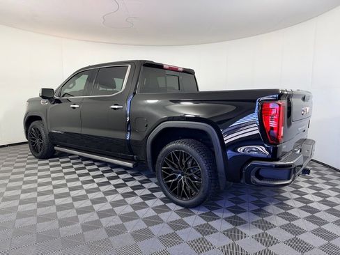 Used 2022 GMC Sierra 1500 Denali w/ Denali Premium Package AWD/4WD image 10