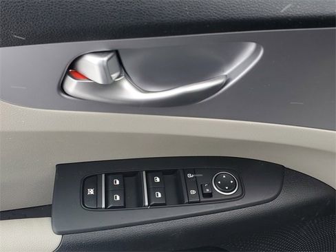 Certified 2023 Kia Forte LXS w/ LXS Technology Package image 13