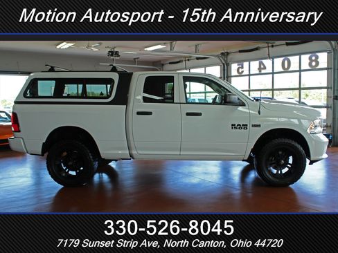 Used 2017 RAM 1500 Express AWD/4WD image 11