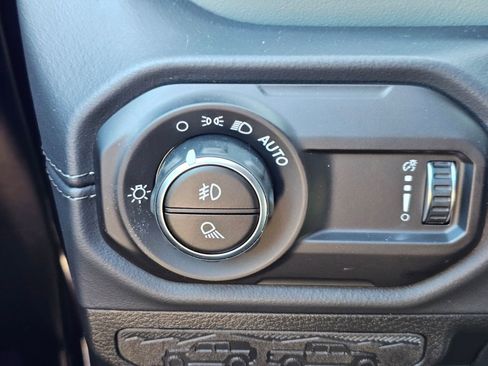 New 2026 Jeep Gladiator Mojave image 18