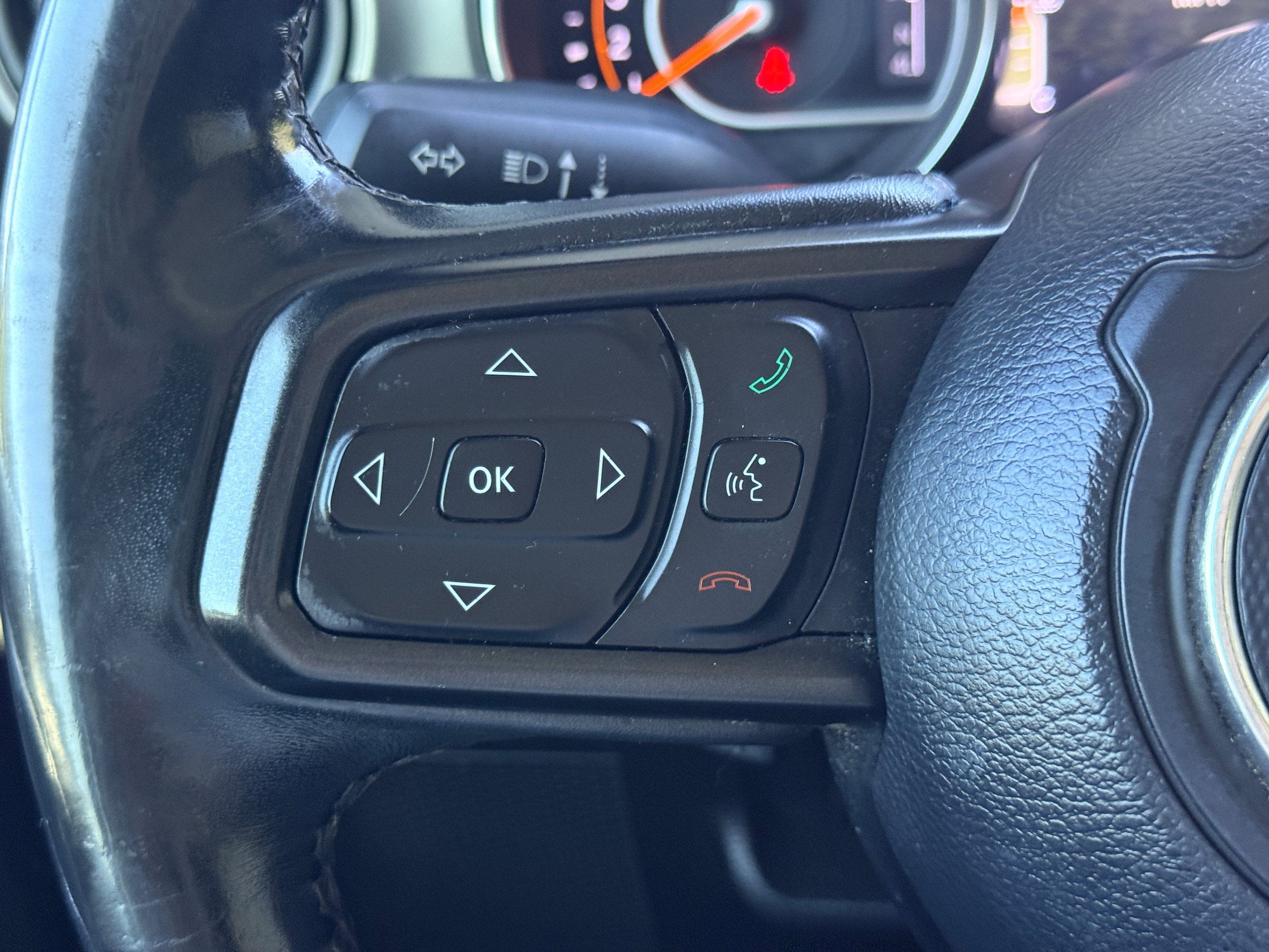 Used 2018 Jeep Wrangler Sport AWD/4WD image 12
