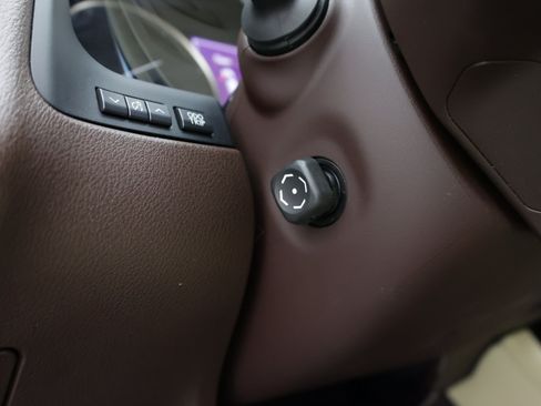 Used 2018 Lexus RX 350 FWD w/ Premium Package image 21