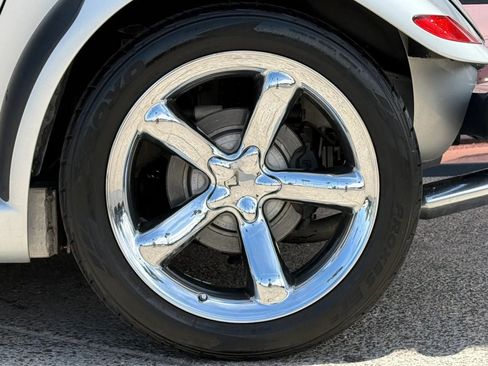 Used 2001 Plymouth Prowler RWD image 32