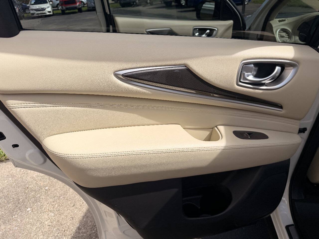 Used 2018 INFINITI QX60 FWD image 13