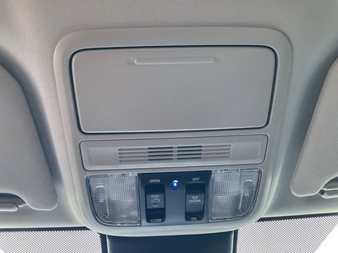 New 2026 Honda Odyssey EX-L image 18