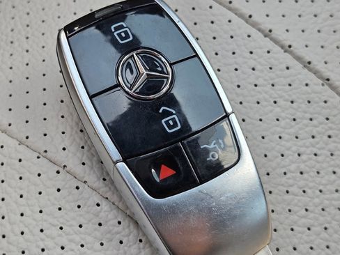 Used 2022 Mercedes-Benz E 350 4MATIC Sedan image 40