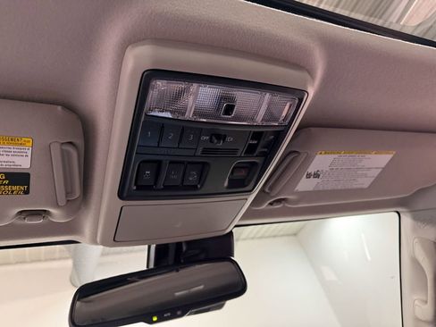 Used 2020 Toyota 4Runner Limited image 79