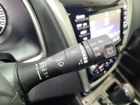 Used 2018 Nissan Murano Platinum image 42