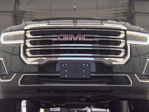 Used 2023 GMC Acadia SLE FWD image 9