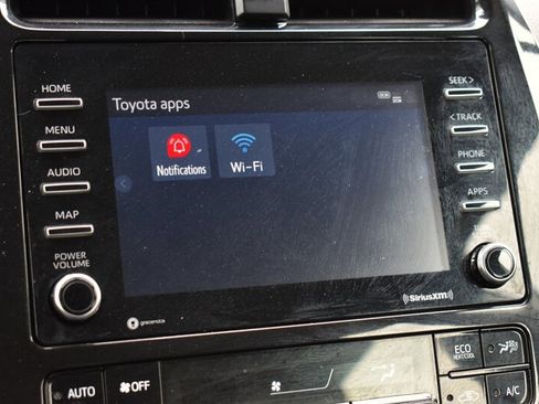 Used 2022 Toyota Prius LE FWD image 22