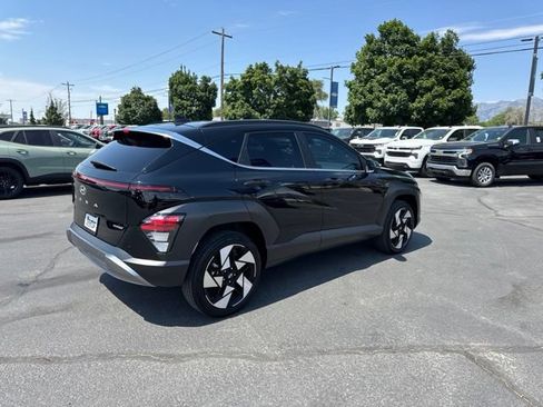 Used 2024 Hyundai Kona Limited AWD/4WD image 7