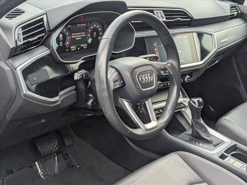 Used 2022 Audi Q3 2.0T Premium image 10