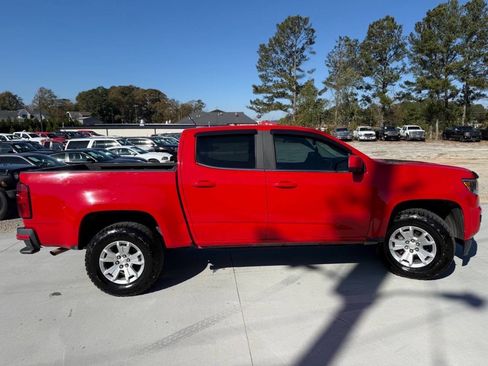 Used 2018 Chevrolet Colorado LT w/ Safety Package image 4