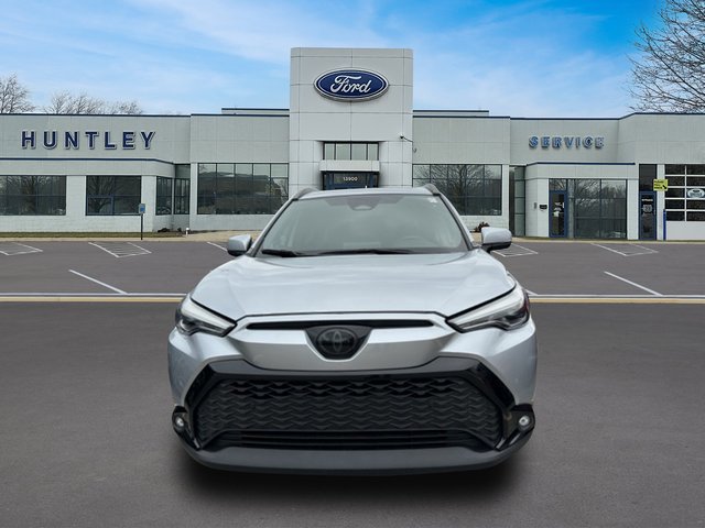 Used 2023 Toyota Corolla Cross AWD Hybrid w/ Convenience Package image 4