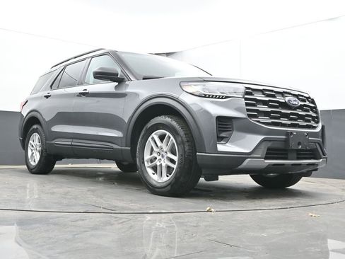 New 2026 Ford Explorer Active AWD/4WD image 45