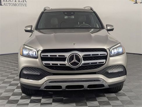 Used 2022 Mercedes-Benz GLS 450 4MATIC image 3