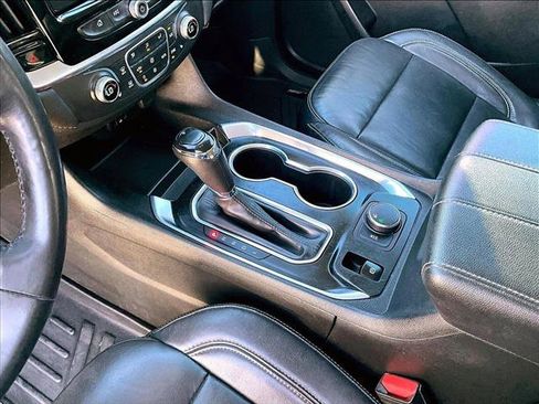 Used 2019 Chevrolet Traverse LT image 15