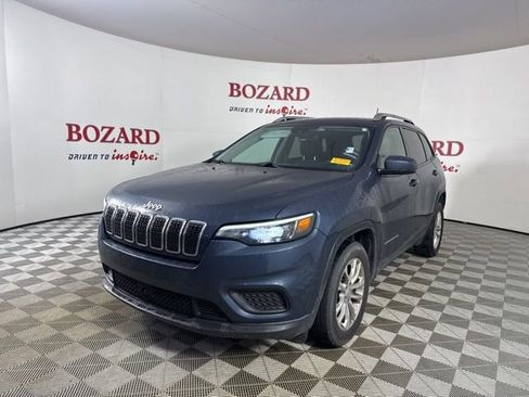 Used 2021 Jeep Cherokee Latitude image 4