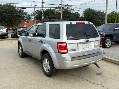 Used 2010 Ford Escape XLT FWD image 8